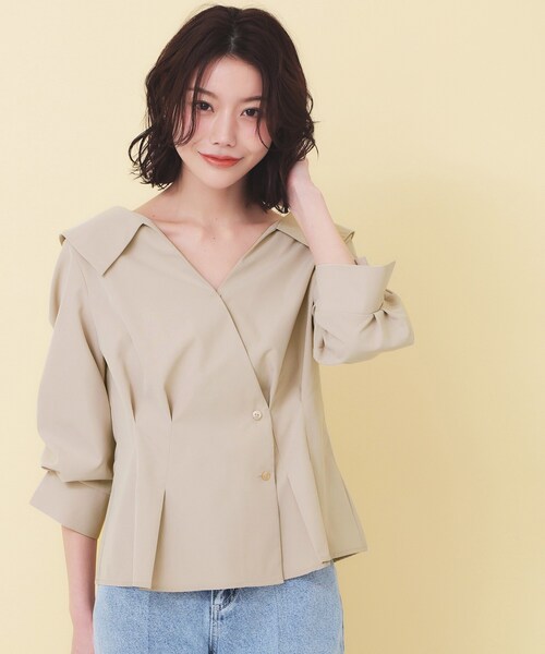 index（インデックス）の「カシュクールタックシャツ【洗濯機OK/ストレッチ】（シャツ/ブラウス・レディース・オフホワイト/ベージュ/ダークグレー・00）」の7枚目の写真