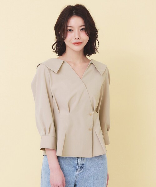 index（インデックス）の「カシュクールタックシャツ【洗濯機OK/ストレッチ】（シャツ/ブラウス・レディース・オフホワイト/ベージュ/ダークグレー・00）」の11枚目の写真