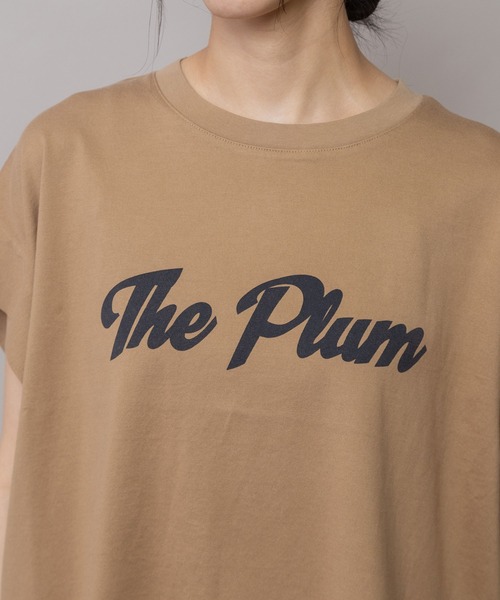 Munich(ミューニック)の「"The Plum"ロゴプリントタックスリーブTシャツ(Tシャツ/カットソー・レディース・グレー/アイボリー/ダークベージュ・FREE)」の6枚目の写真