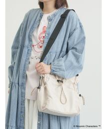 Samansa Mos2（サマンサ モスモス）の「【MOOMIN×SamansaMos2】インナー総柄巾着バッグ（ハンドバッグ）」