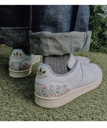 adidas(�A�f�B�_�X)��ADIDAS �A�f�B�_�X STAN SMITH LIBERTY LONDON �X�^���X�~�X ���o�e�B �����h�� KK2761 ABC-MART���� *FTWR/FTWR/OFFW(�X�j�[�J�[)
