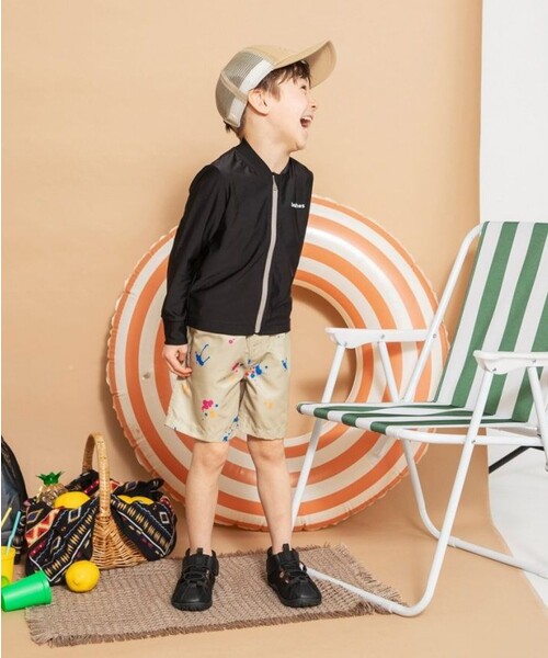 BRANSHES（ブランシェス）の「【水着 / SWIM】スプラッシュ総柄サーフパンツ（水着・キッズ・チャコールグレー/ベージュ・100/110/120/130/150/140）」の7枚目の写真