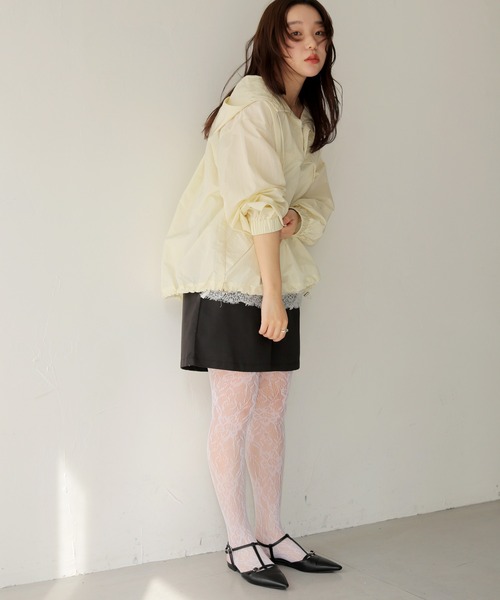 cheriella(シェリエラ)の「【cheriella】ブライトシアーナイロンアノラックパーカー BRIGHT SHEER NYLON ANORAK PARKA(パーカー・レディース・ブラック/アイボリー/ベージュ・FREE)」の18枚目の写真