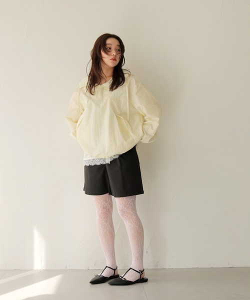 cheriella(シェリエラ)の「【cheriella】ブライトシアーナイロンアノラックパーカー BRIGHT SHEER NYLON ANORAK PARKA(パーカー・レディース・ブラック/アイボリー/ベージュ・FREE)」の13枚目の写真