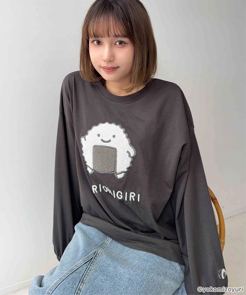 AS KNOW AS plus（アズノゥアズプラス）の「◯アクリルキーホルダー付き なんでもいきものロンT 【なんでもいきもの】（Tシャツ/カットソー・レディース・ホワイト/オートミール/スミクロ/ブルー・FREE）」の5枚目の写真