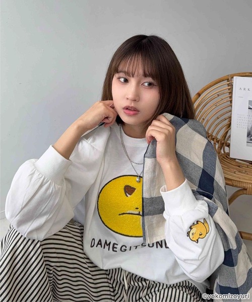 AS KNOW AS plus（アズノゥアズプラス）の「◯アクリルキーホルダー付き なんでもいきものロンT 【なんでもいきもの】（Tシャツ/カットソー・レディース・ホワイト/オートミール/スミクロ/ブルー・FREE）」の10枚目の写真