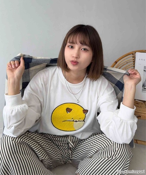 AS KNOW AS plus（アズノゥアズプラス）の「◯アクリルキーホルダー付き なんでもいきものロンT 【なんでもいきもの】（Tシャツ/カットソー・レディース・ホワイト/オートミール/スミクロ/ブルー・FREE）」の12枚目の写真