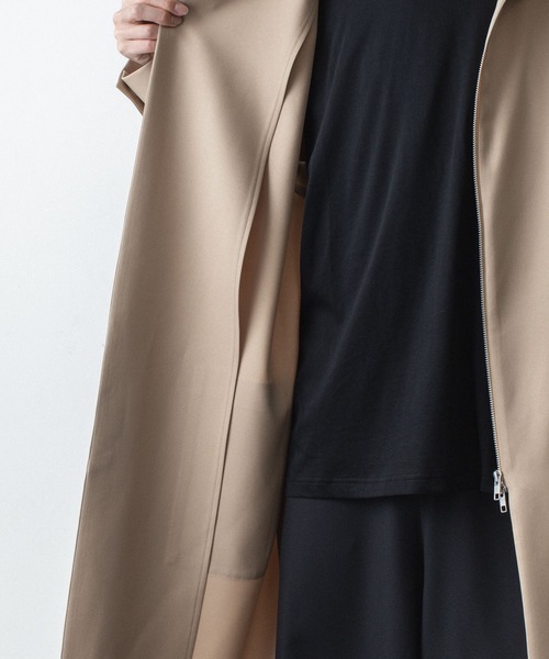 ato（アトウ）の「RECYCLE POLYESTER STAND COLLAR COAT（ステンカラーコート・メンズ・ベージュ/ブラック・46/48）」の10枚目の写真