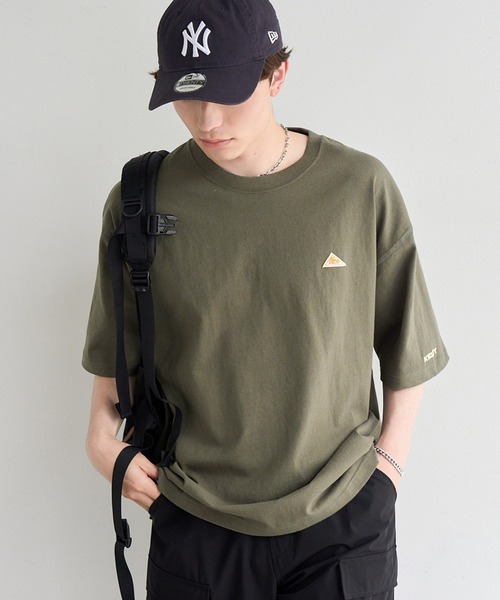 KELTY（ケルティ）の「【KELTY/ケルティ】別注 ワンポイント ミニロゴTシャツ（Tシャツ/カットソー・メンズ・ホワイト/カーキ/ブラック/ベージュ/スミクロ/ネイビー・S/XL/L/M）」の8枚目の写真