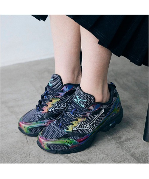 MIZUNO(ミズノ )の「MIZUNO MXR(ミズノ エムエックスアール)(スニーカー・メンズ・マルチ/グリーン系・25.5cm/26cm/26.5cm/27cm/27.5cm/28cm/28.5cm/29cm/29.5cm/30cm)」の8枚目の写真