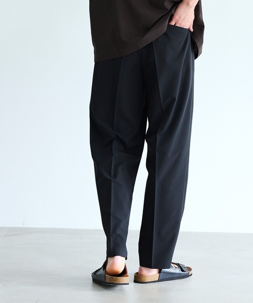 coca(coca)(コカ)の「SOLOTEX(R)使用1タックテーパードパンツ(その他パンツ・メンズ・チャコール/ブラック・L/M/XL)」の9枚目の写真
