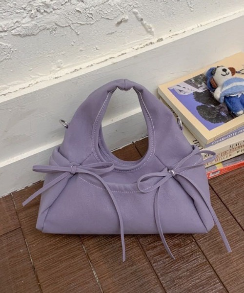 FINEnough(ファインナフ)の「2WAYリボンワンハンドルバッグ(ショルダーバッグ・レディース・ブラック/イエロー/ラベンダー/ホワイト/グレー・FREE)」の19枚目の写真