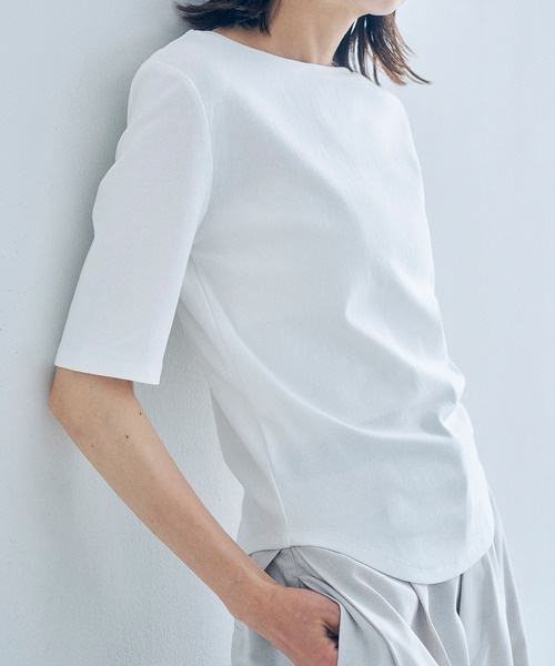 Obis&(オビスアンド)の「5分袖カーブヘムTシャツ【二の腕&おなかをカバー】(Tシャツ/カットソー・レディース・ブラック/ブラウン/ホワイト・FREE)」の18枚目の写真