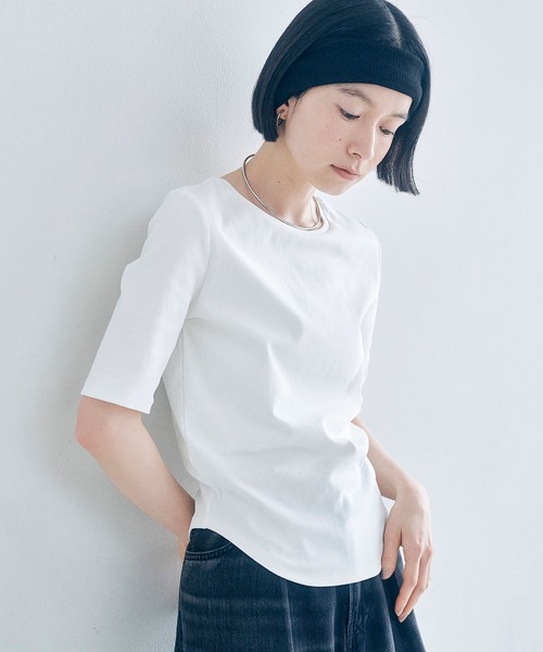 Obis&(オビスアンド)の「5分袖カーブヘムTシャツ【二の腕&おなかをカバー】(Tシャツ/カットソー・レディース・ブラック/ブラウン/ホワイト・FREE)」の15枚目の写真