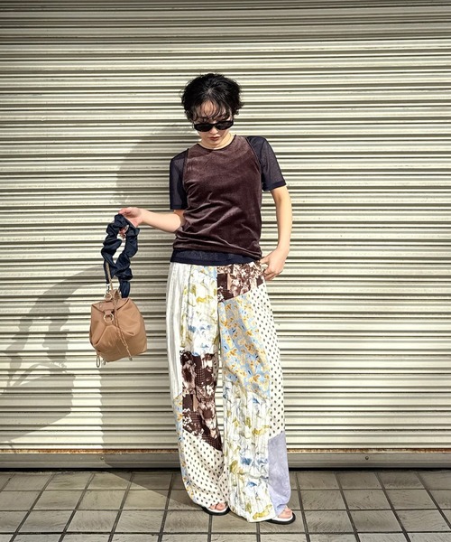 Ameri(アメリ)の「MEDI SHEER VELOUR SET TOP(Tシャツ/カットソー・レディース・アイボリー/ピンク/ブラウン・FREE)」の8枚目の写真