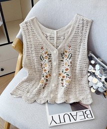 フラワー刺繍透かし編みニットベスト