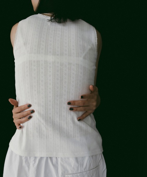 anuke(アンヌーク)の「anuke Cut Lace Tanktop(タンクトップ・レディース・ブラック/ホワイト・FREE)」の5枚目の写真