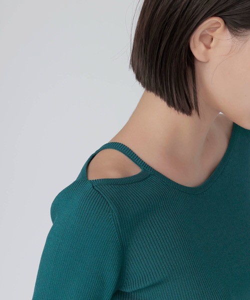 DRESSLAVE(ドレスレイブ)の「asymmetry rib pullover(アシンメトリーリブプルオーバー)(ニット/セーター・レディース・ホワイト/グリーン/ブラック・38)」の15枚目の写真