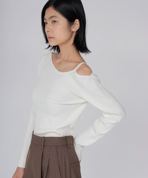 DRESSLAVE(ドレスレイブ)の「asymmetry rib pullover(アシンメトリーリブプルオーバー)(ニット/セーター・レディース・ホワイト/グリーン/ブラック・38)」の10枚目の写真
