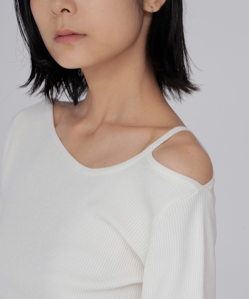 DRESSLAVE(ドレスレイブ)の「asymmetry rib pullover(アシンメトリーリブプルオーバー)(ニット/セーター・レディース・ホワイト/グリーン/ブラック・38)」の9枚目の写真