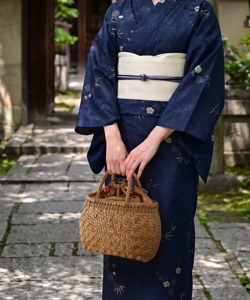 sankyo shokai(サンキョウショウカイ)の「山葡萄 網代編み かごバッグ(かごバッグ・レディース・ブラウン・FREE)」の3枚目の写真