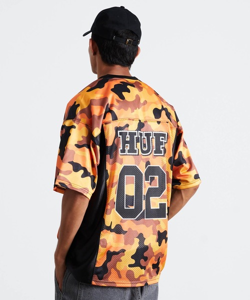 HUF（ハフ）の「CAMO FOOTBALL JERSEY（Tシャツ/カットソー・メンズ・ブラウン/オレンジ系その他・S/M/L/XL）」の3枚目の写真