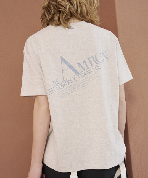 AMERICANA(アメリカーナ)の「Americana/アメリカーナ × Firsthand 別注 丸胴ラフィー天竺 ロゴプリントTEE / リラックスフィット ダイアゴナル バックプリントTシャツ 限定展開(Tシャツ/カットソー・レディース・オフホワイト/スミクロ/ダークブラウン・FREE)」の2枚目の写真