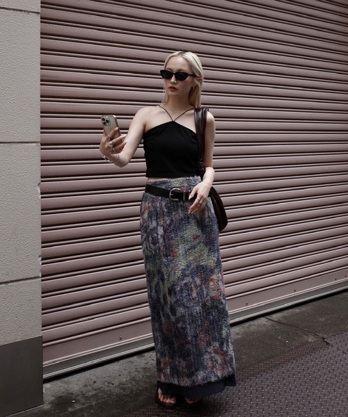 Ameri(アメリ)の「WOVEN PATTERN FLOWER SKIRT(スカート・レディース・ネイビー/ブラウン・MEDIUM/SMALL)」の19枚目の写真