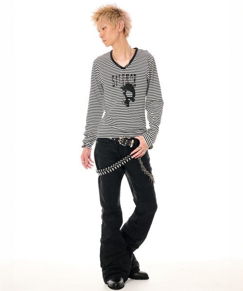 FUGA(フーガ)の「『FUGA/フーガ』スカルプリントVネックL/S Tee/ロングスリーブカットソー(Tシャツ/カットソー・メンズ・ブラック×ホワイト/ブラック・M/L)」の19枚目の写真