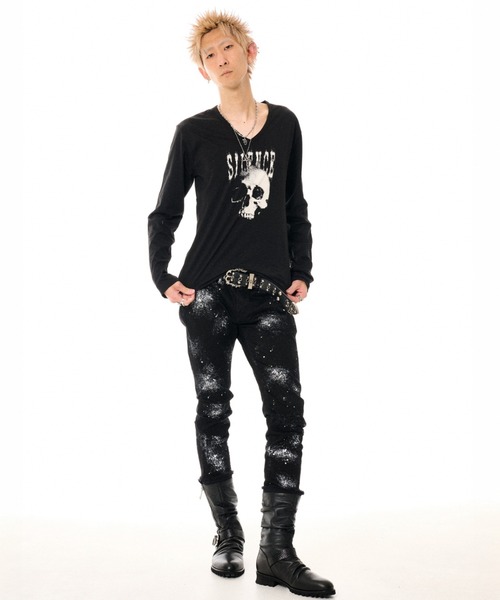 FUGA(フーガ)の「『FUGA/フーガ』スカルプリントVネックL/S Tee/ロングスリーブカットソー(Tシャツ/カットソー・メンズ・ブラック×ホワイト/ブラック・M/L)」の7枚目の写真