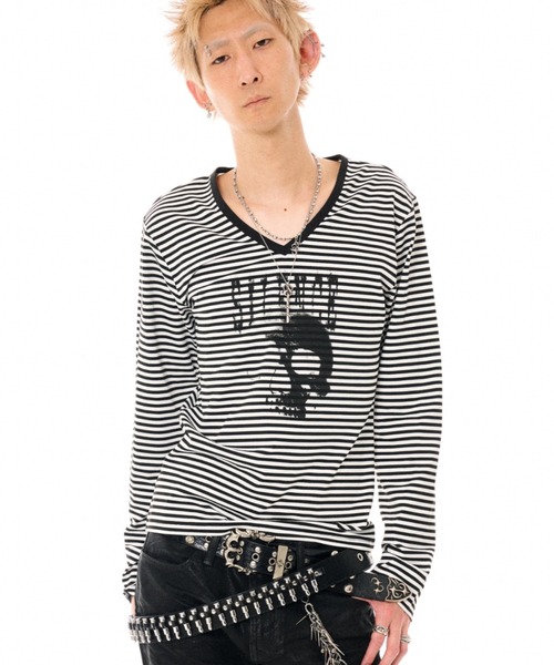 FUGA(フーガ)の「『FUGA/フーガ』スカルプリントVネックL/S Tee/ロングスリーブカットソー(Tシャツ/カットソー・メンズ・ブラック×ホワイト/ブラック・M/L)」の14枚目の写真
