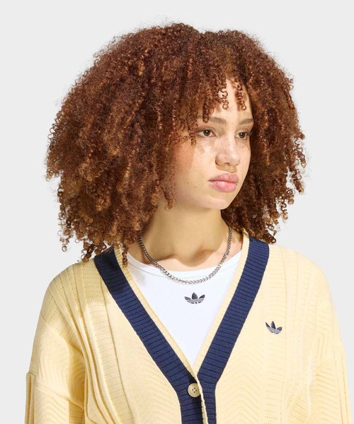 adidas(アディダス)の「CABLE KNIT CARDIGAN / アディダスオリジナルス adidas Originals(カーディガン/ボレロ・レディース・ライトイエロー/ブルー・XX-LARGE/LARGE/MEDIUM/SMALL/X-LARGE/X-SMALL)」の9枚目の写真