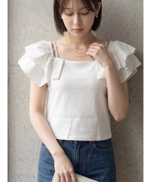 deux amour(ドゥーザムール)の「異素材ラッフルポンチキャミ(Tシャツ/カットソー・レディース・ホワイト/ブラック・M~L)」の2枚目の写真