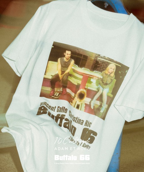 ADAM ET ROPE'(アダムエロペ)の「【Buffalo 66 × 10Culture for ADAM ET ROPE'】Buffalo 66 T SHIRT(Tシャツ/カットソー・メンズ・ブラック系その他/グレー系その他/スミクロ/ホワイト系その他2/ブラック系その他2/ブラック系その他3/ホワイト系その他/ホワイト/チャコールグレー/ライトグレー/ブラック/グレー・M/L/XL)」の11枚目の写真