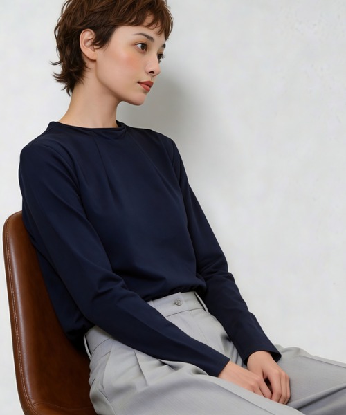 Sew loop（ソーループ）の「二重衿風ラウンドカラーデザインダーツ長袖Tシャツ（Tシャツ/カットソー・レディース・ブラック/ネイビー/グリーン・L）」の3枚目の写真