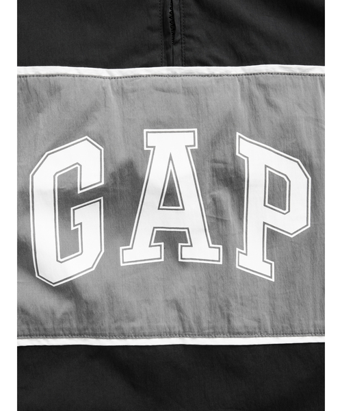 GAP(ギャップ)の「リラックスフィット GAPロゴ アノラックジャケット(その他アウター・メンズ・ネイビー/ブラック・XL/L/M/S/XS)」の8枚目の写真