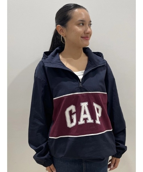 GAP(ギャップ)の「リラックスフィット GAPロゴ アノラックジャケット(その他アウター・メンズ・ネイビー/ブラック・XL/L/M/S/XS)」の19枚目の写真