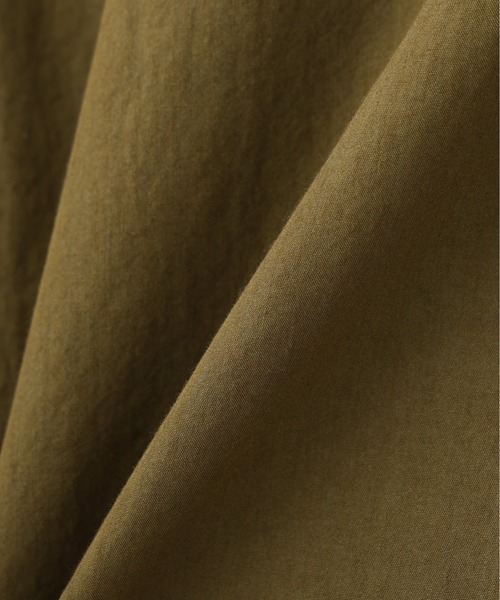 MHL.（エムエイチエル）の「COTTON NYLON PLAINWEAVE（ブルゾン・メンズ・ダークグレー/カーキ・MEDIUM/SMALL/LARGE）」の12枚目の写真