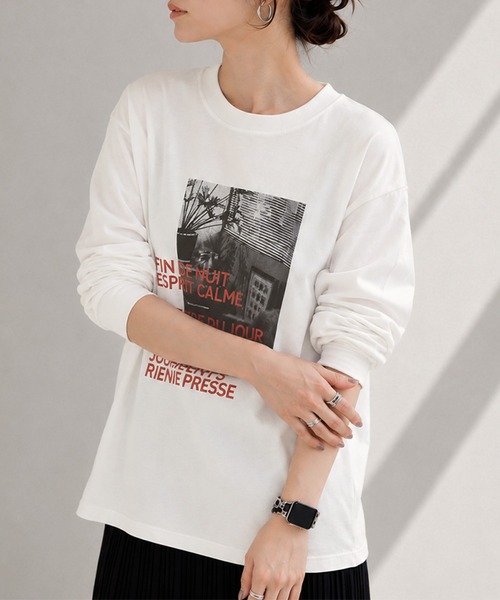 itto...(イット)の「フォトプリントロンT/ロゴT/カットソー(Tシャツ/カットソー・レディース・オフホワイト/チャコール/ブラック・M)」の5枚目の写真