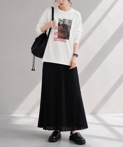 itto...(イット)の「フォトプリントロンT/ロゴT/カットソー(Tシャツ/カットソー・レディース・オフホワイト/チャコール/ブラック・M)」の8枚目の写真