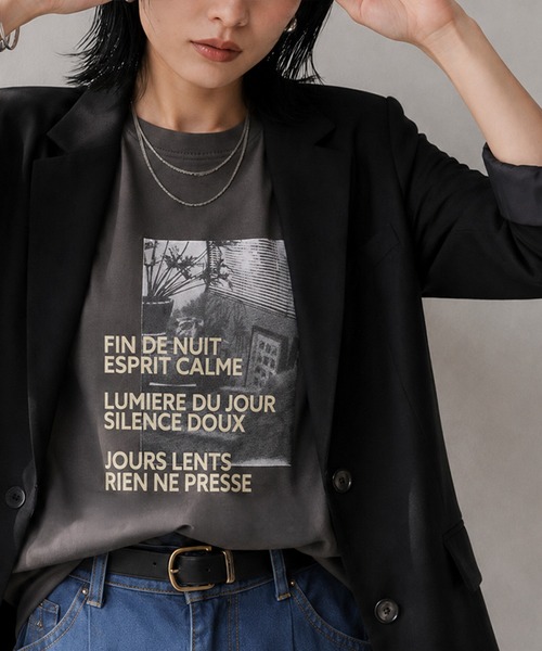 itto...(イット)の「フォトプリントロンT/ロゴT/カットソー(Tシャツ/カットソー・レディース・オフホワイト/チャコール/ブラック・M)」の12枚目の写真