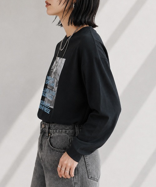 itto...(イット)の「フォトプリントロンT/ロゴT/カットソー(Tシャツ/カットソー・レディース・オフホワイト/チャコール/ブラック・M)」の19枚目の写真