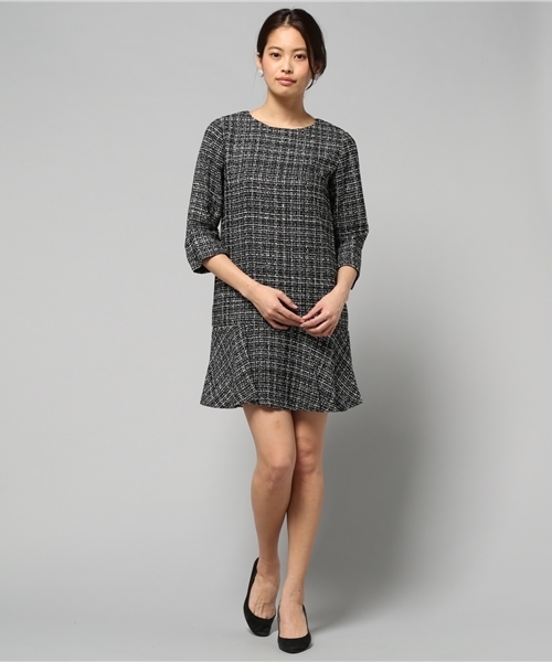 LIMITLESS LUXURY（リミットレスラグジュアリー）の「WALL W ワンピース◆（ワンピース・レディース・ブラック/ホワイト/グリーン・36/38）」の8枚目の写真