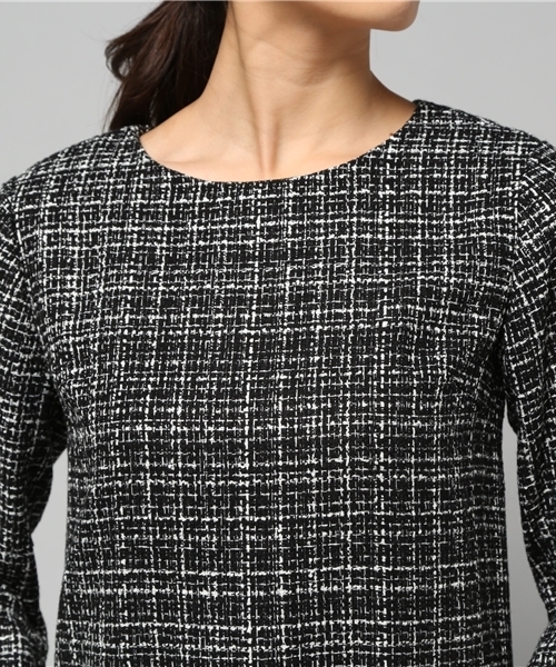 LIMITLESS LUXURY（リミットレスラグジュアリー）の「WALL W ワンピース◆（ワンピース・レディース・ブラック/ホワイト/グリーン・36/38）」の9枚目の写真