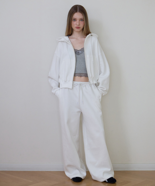 ROSEFRANTZ（ロゼフランツ）の「Rose Embroidery Hood Zip-up [Ivory]（パーカー・レディース・アイボリー・S/M/XS/S）」の4枚目の写真