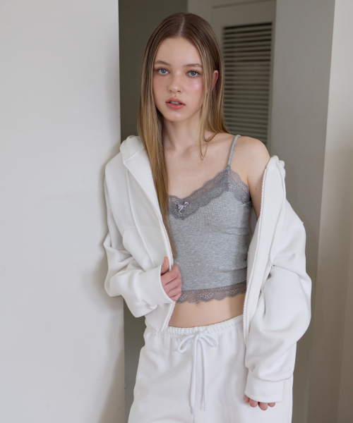 ROSEFRANTZ（ロゼフランツ）の「Rose Embroidery Hood Zip-up [Ivory]（パーカー・レディース・アイボリー・S/M/XS/S）」の6枚目の写真