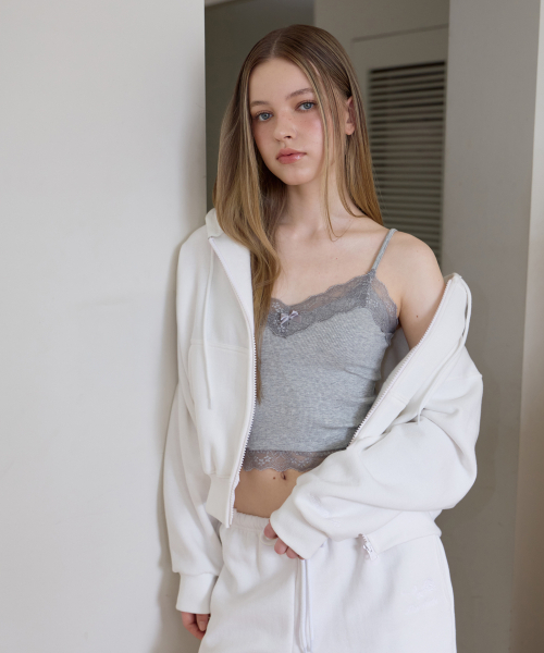 ROSEFRANTZ（ロゼフランツ）の「Rose Embroidery Hood Zip-up [Ivory]（パーカー・レディース・アイボリー・S/M/XS/S）」の7枚目の写真