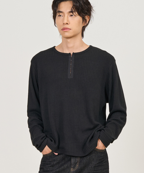 EXCONTAINER(エックスコンテナ)の「HUKE クロップドロングスリーブ (BLACK)(Tシャツ/カットソー・メンズ・その他・LARGE/X-LARGE/MEDIUM)」の1枚目の写真