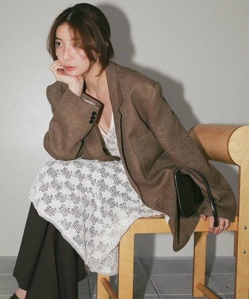 TODAYFUL（トゥデイフル）の「Boyfriend Linen Jacket（テーラードジャケット・レディース・ブラック/ベージュ/チョコ・36inch/38inch）」の11枚目の写真