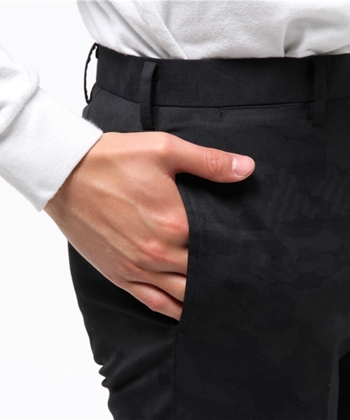 ADAM ET ROPE'(アダムエロペ)の「【Wild Life Tailor】 迷彩 スリムトラウザース(スラックス・メンズ・チャコールグレー/ネイビー・SMALL/LARGE/MEDIUM)」の4枚目の写真